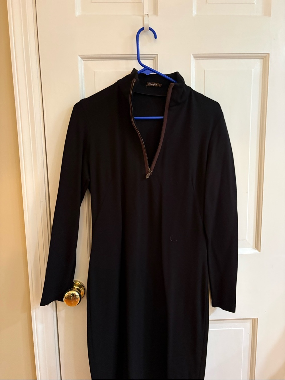 Women's Black Long-Sleeve Zip-Neck Dress